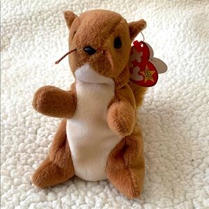 RETIRED ORIGINAL Ty Beanie Baby NUTS the Squirrel 1996 Rare w Errors